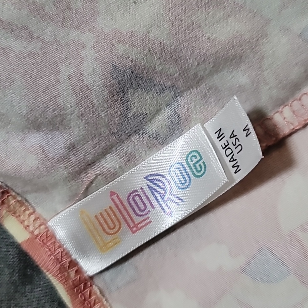 Medium Perfect Tee - Picture 4 of 5